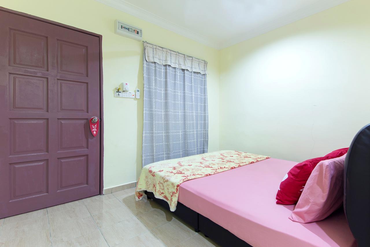Zen Rooms Basic Kampung Guest House ランカウイ島 エクステリア 写真
